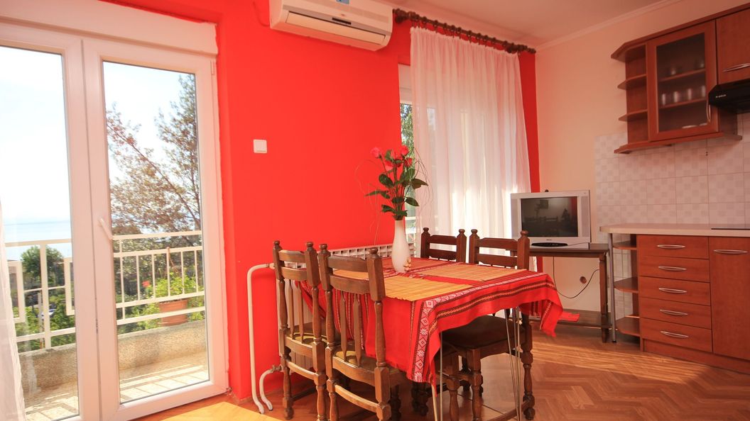 Apartmanok Parkolóhellyel Lovran, Opátia - Opatija - 7713 Lovran (1)