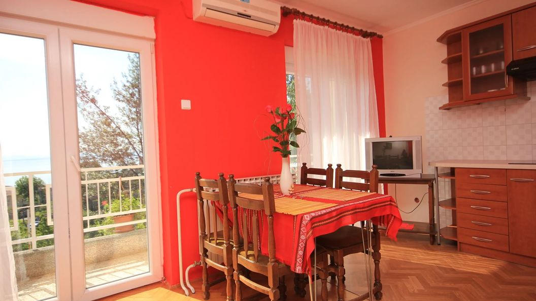 Apartmanok Parkolóhellyel Lovran, Opátia - Opatija - 7713 Lovran (1)