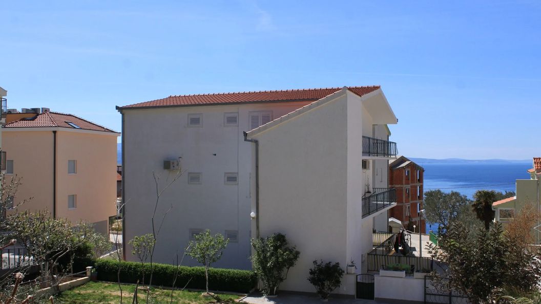 Apartmanok Parkolóhellyel Nemira, Omis - 4652 Nemira (1)