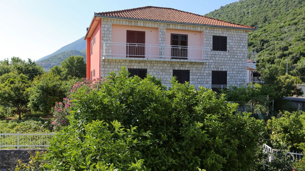 Apartmanok Parkolóhellyel Trpanj, Peljesac - 10148 Trpanj (1)