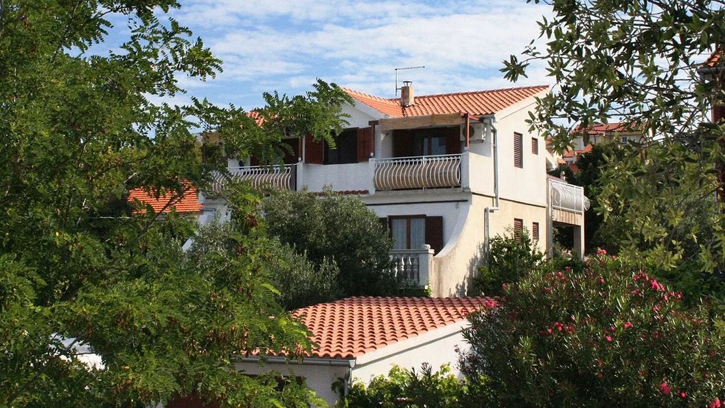 Apartmanok Parkolóhellyel Jezera, Murter - 5109 Jezera (1)