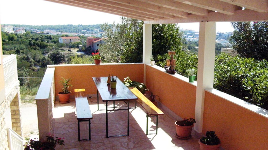 Apartmanok Parkolóhellyel Seget Vranjica, Trogir - 8507 Seget Vranjica (1)