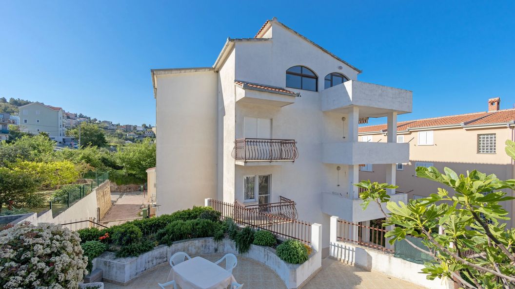 Apartmanok Parkolóhellyel Podstrana, Split - 10249 Podstrana (1)