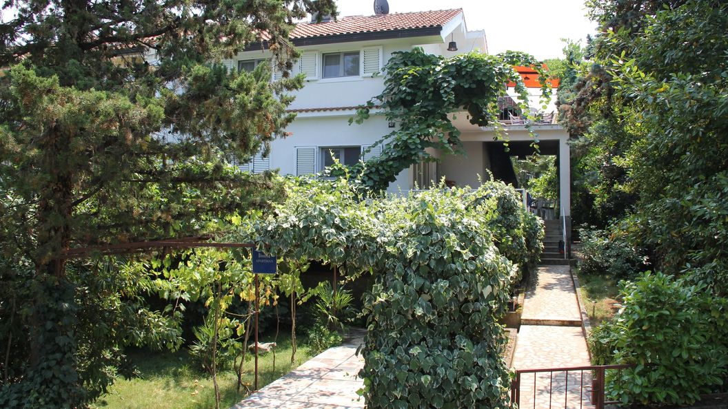 Apartmanok A Tenger Mellett Malinska, Krk - 5290 Malinska (1)