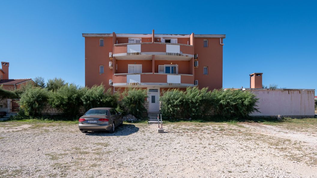 Apartmanok A Tenger Mellett Razanac, Zadar - 5766 Ražanac (1)