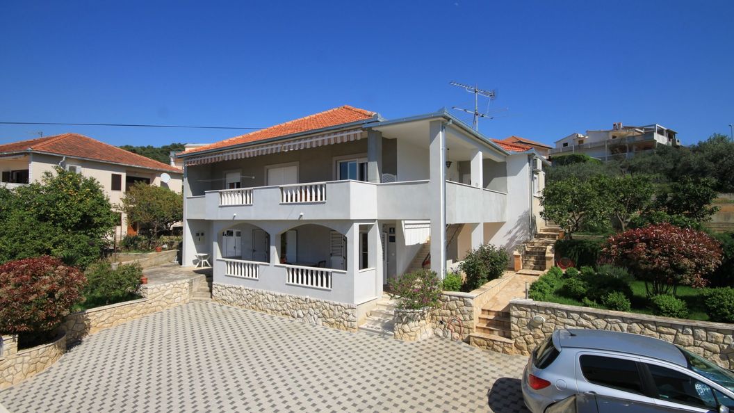 Apartmanok A Tenger Mellett Trogir - 8683 (1)