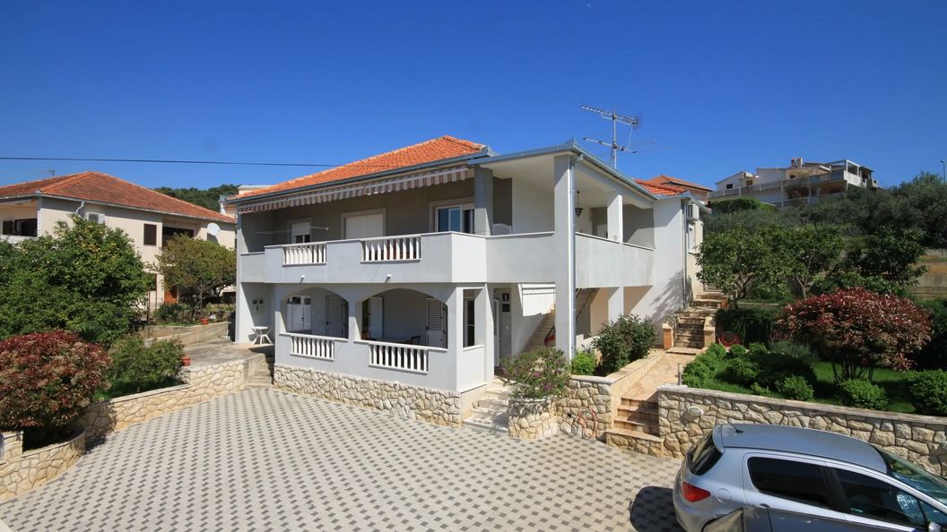 Apartmanok A Tenger Mellett Trogir - 8683 (1)