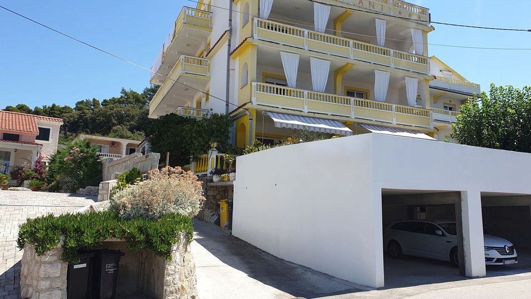 Apartmanok Parkolóhellyel Banjol, Rab - 5041 Banjol (1)