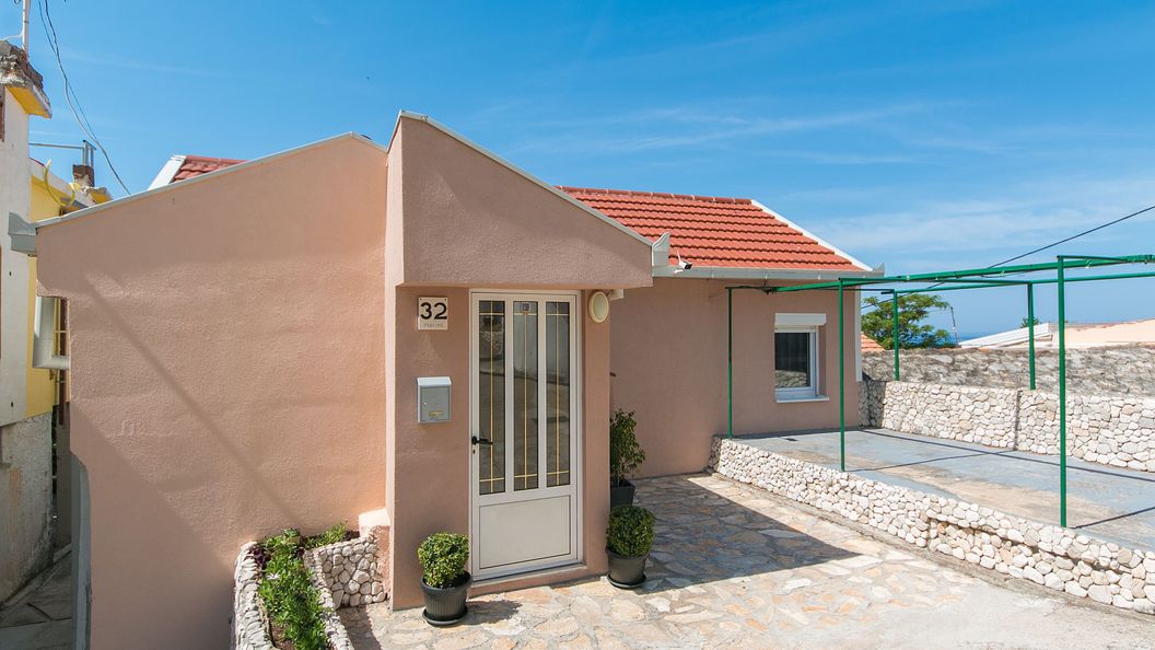 Apartmanok A Tenger Mellett Brist, Makarska - 11039 Brist (1)