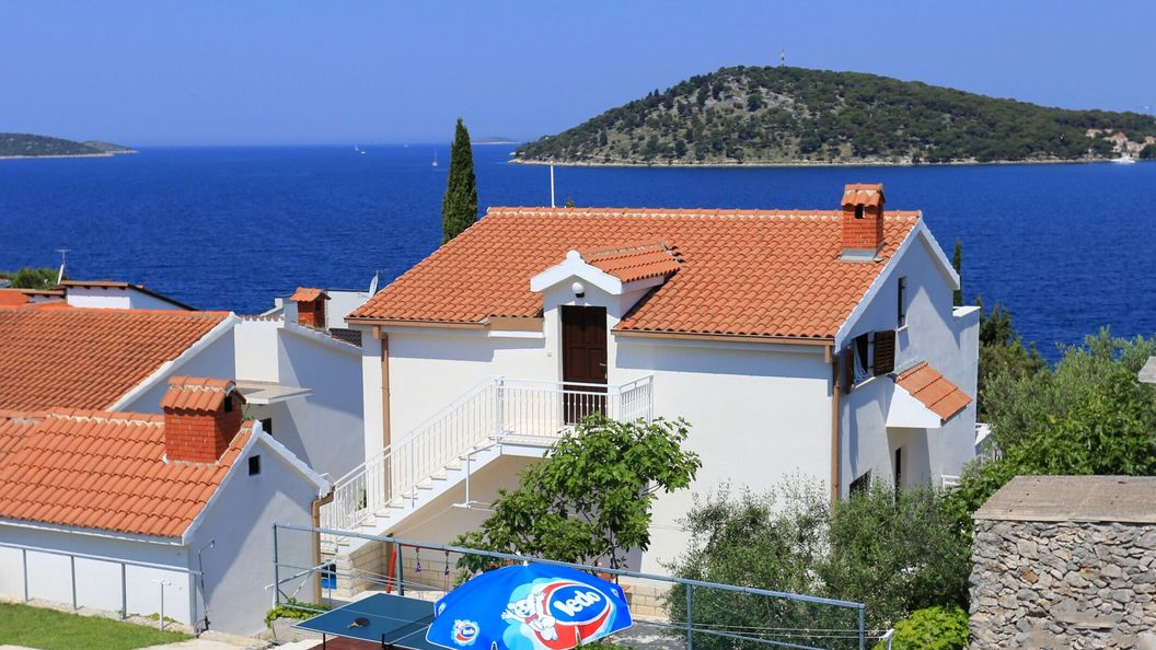 Családi Apartmanok A Tenger Mellett Razanj, Rogoznica - 10373 Ražanj (1)