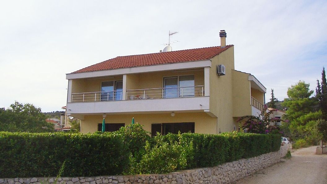 Apartmanok A Tenger Mellett Vinisce, Trogir - 5229 Vinišće (1)