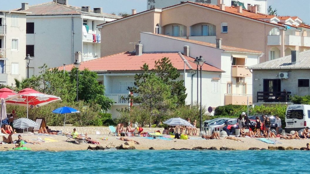 Apartmanok A Tenger Mellett Pag - 4149 (1)