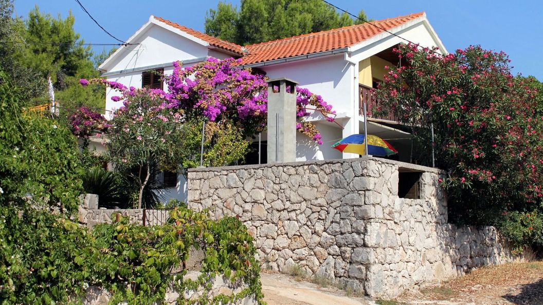 Apartmanok A Tenger Mellett Basina, Hvar - 5700 Basina (1)