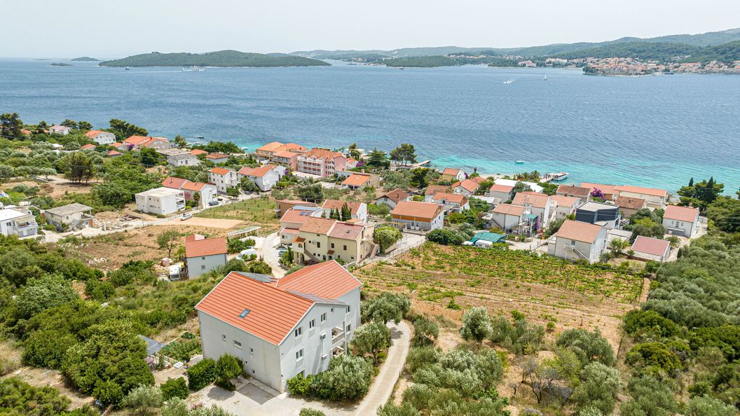 Apartmanok Parkolóhellyel Kuciste - Perna, Peljesac - 10161 Kučište - Perna (1)