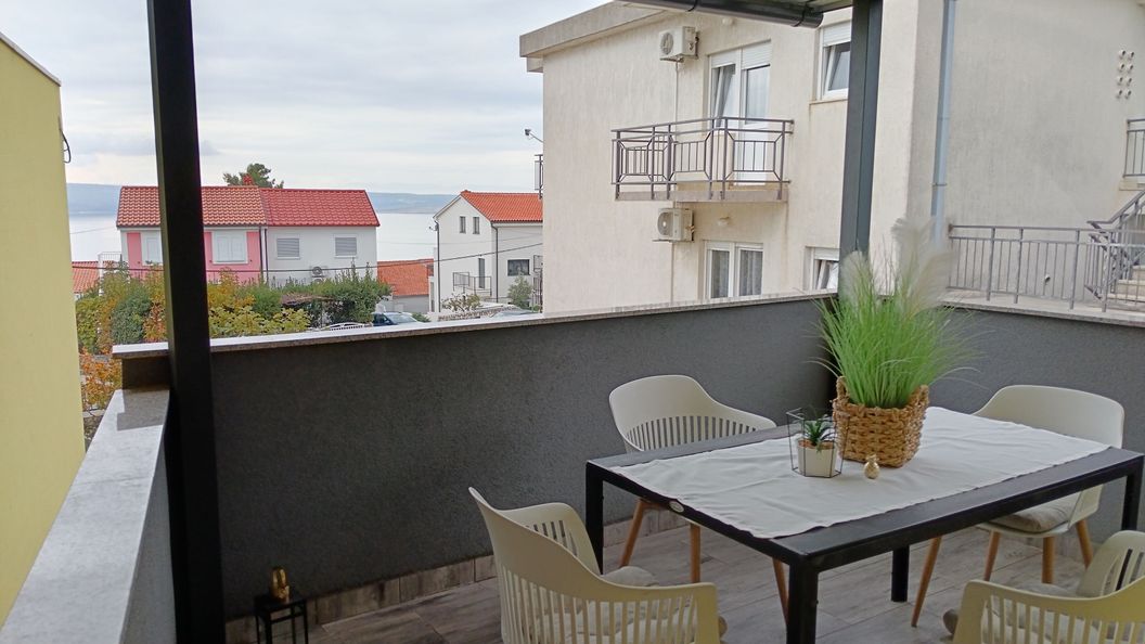 Apartmanok és Szobák Parkolóhellyel Crikvenica - 12305 (1)