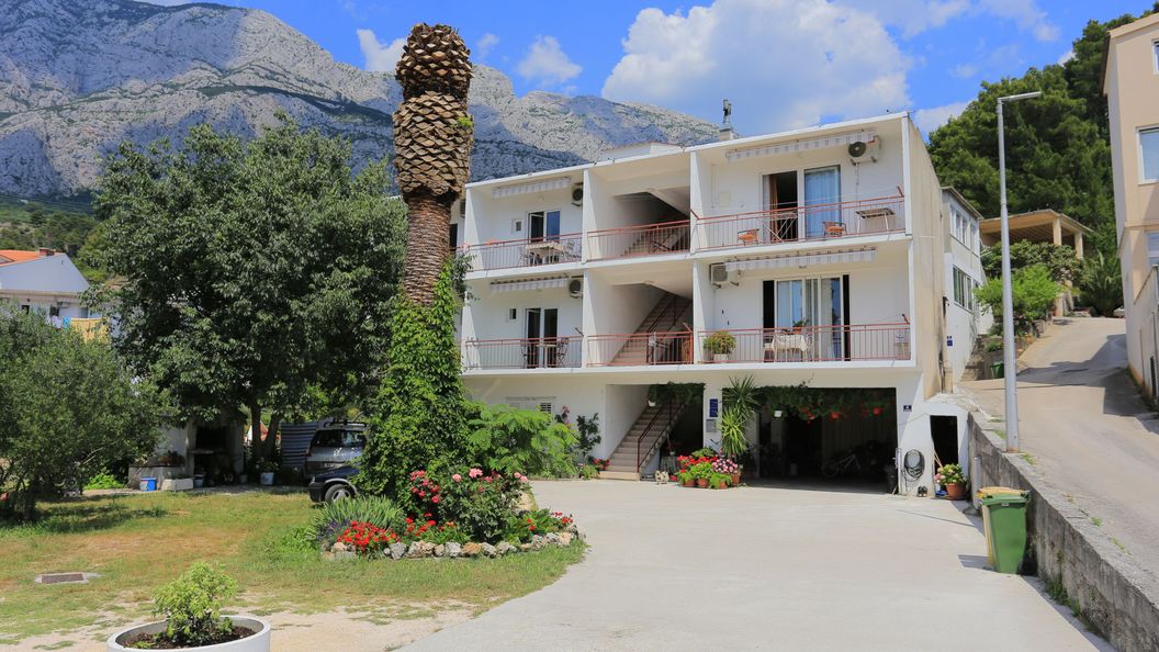 Apartmanok Parkolóhellyel Tucepi, Makarska - 2676 Tučepi (1)
