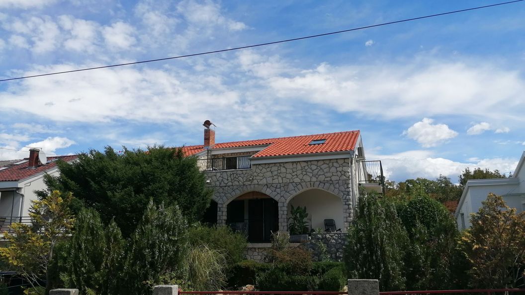 Apartmanok Parkolóhellyel Njivice, Krk - 5320 Njivice (1)