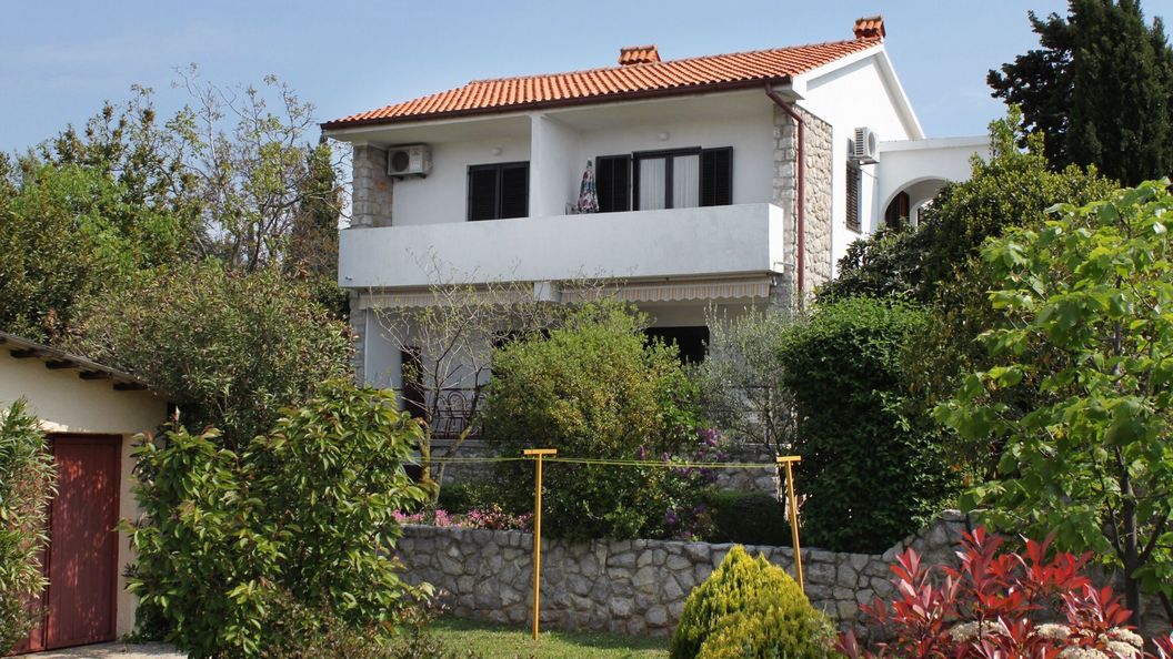 Apartmanok Parkolóhellyel Krk - 5318 (1)