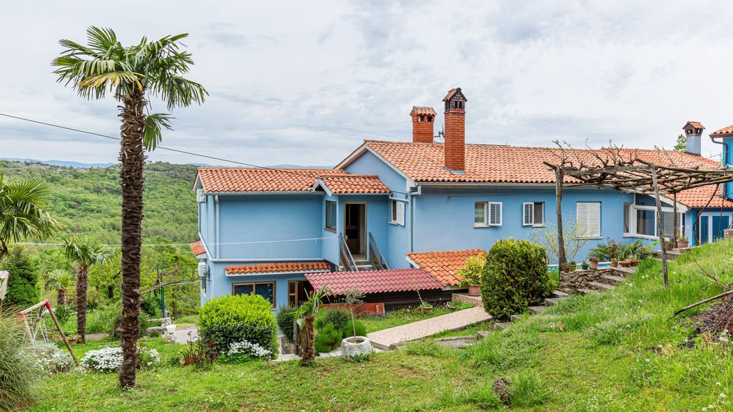 Apartmanok Parkolóhellyel Brsec, Opátia - Opatija - 7796 Brseč (1)