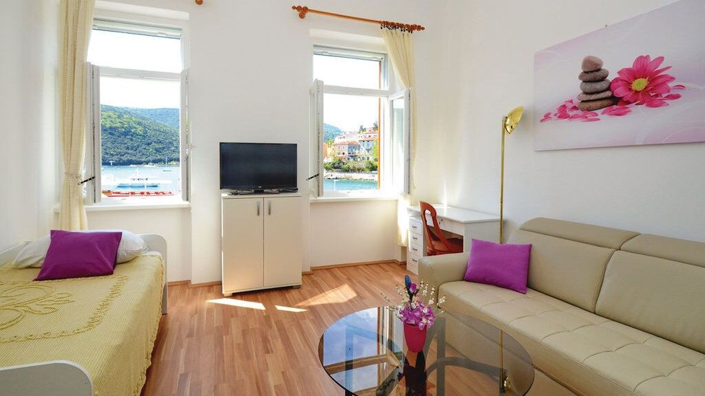 Apartmanok A Tenger Mellett Rabac, Labin - 12308 Rabac (1)
