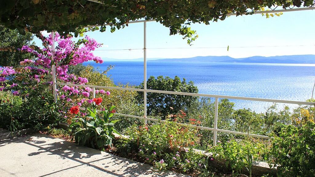 Apartmanok A Tenger Mellett Pisak, Omis - 2750 Pisak (1)