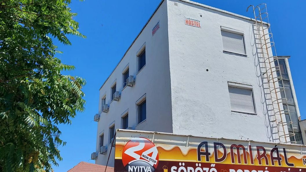 Lokomotiv Hostel Siófok (1)