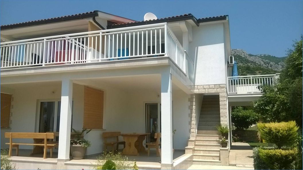 Apartmanok Parkolóhellyel Viganj, Peljesac - 13241 Viganj (1)