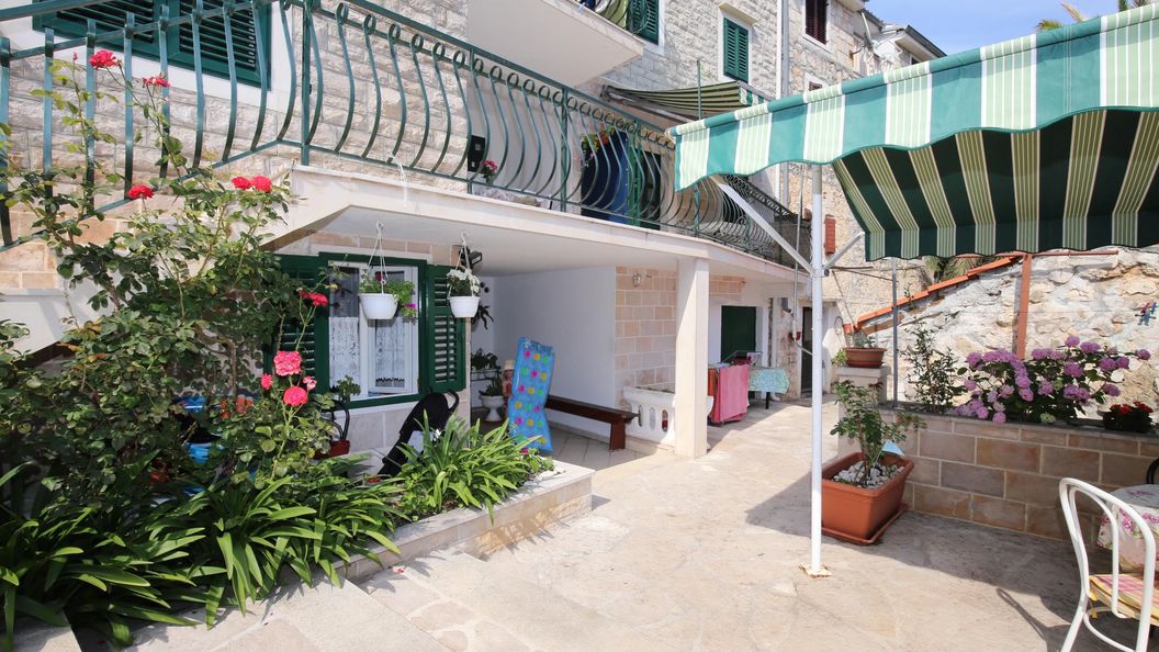 Apartmanok A Tenger Mellett Bol, Brac - 13413 Bol (1)