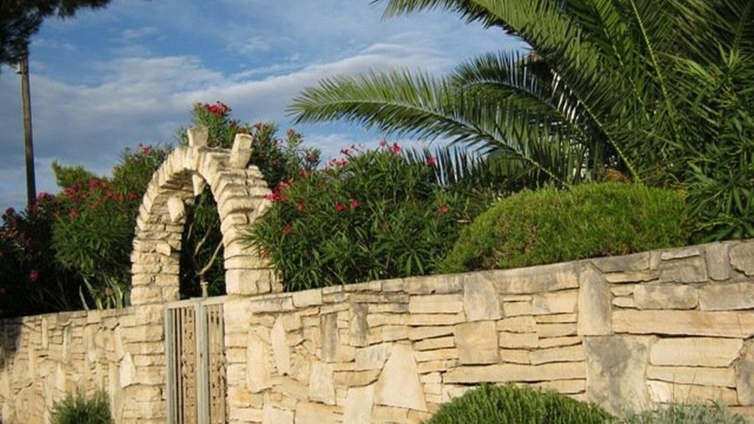 Apartmanok A Tenger Mellett Necujam, Solta - 13884 Nečujam (1)