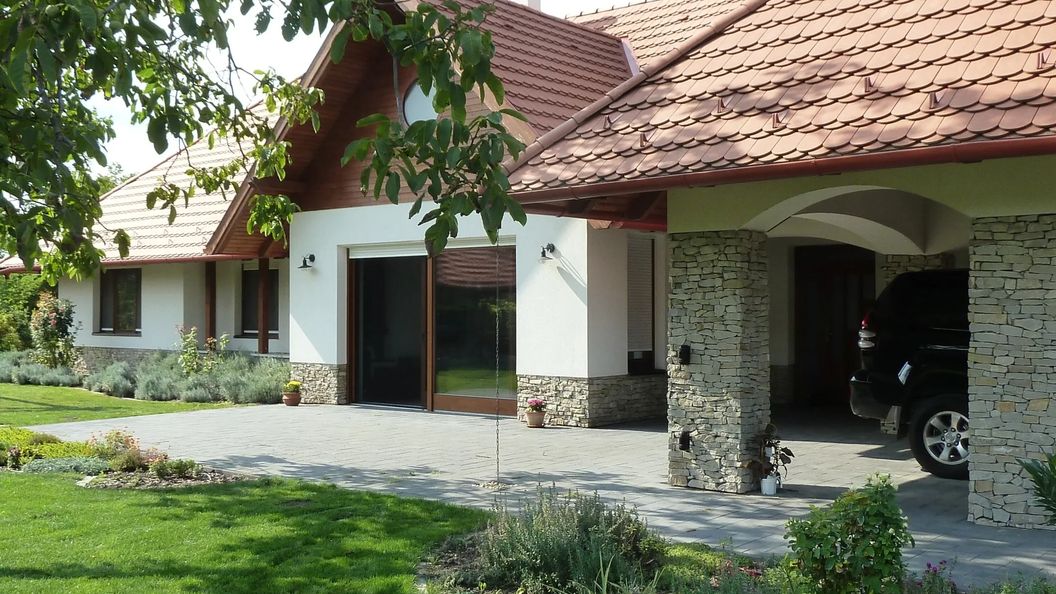 Villa Holiday Apartman Poroszló (1)