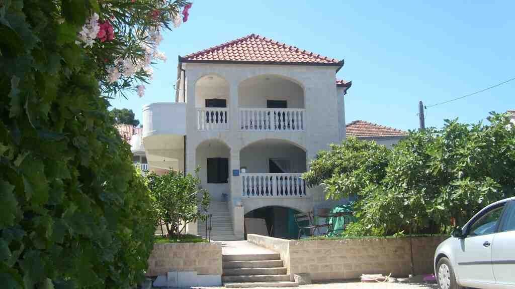 Apartmanok és Szobák A Tenger Mellett Sutivan, Brac - 2943 Sutivan (1)