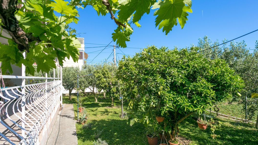 Apartmanok Parkolóhellyel Trogir - 9209 (1)