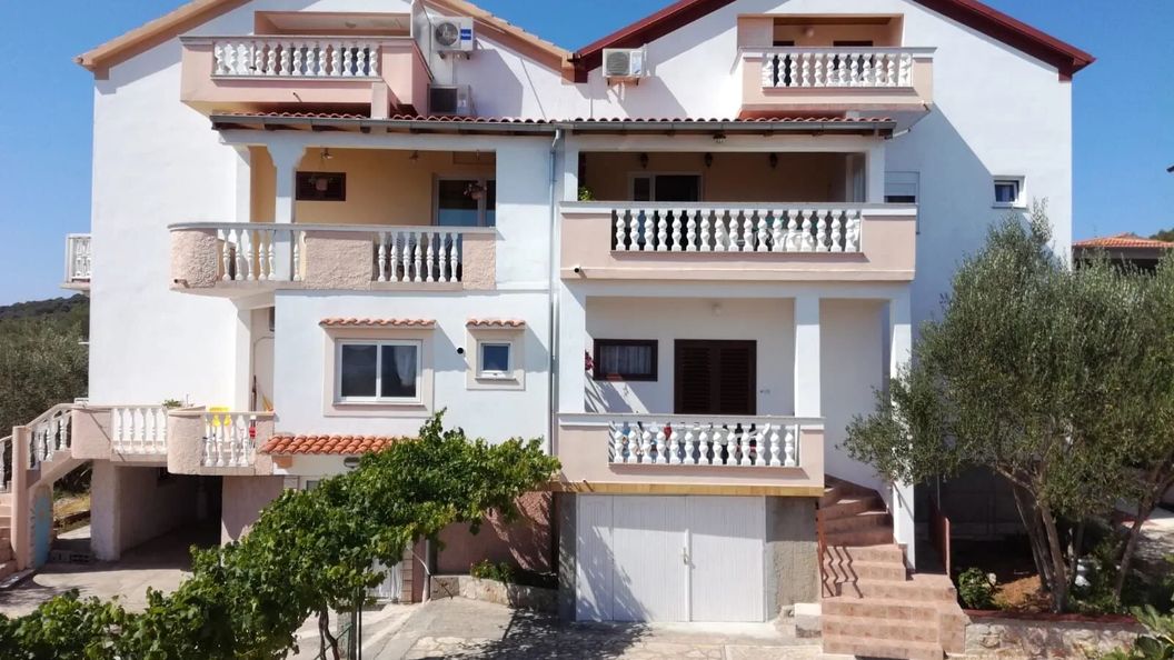 Apartmanok Parkolóhellyel Kukljica, Ugljan - 8237 Kukljica (1)