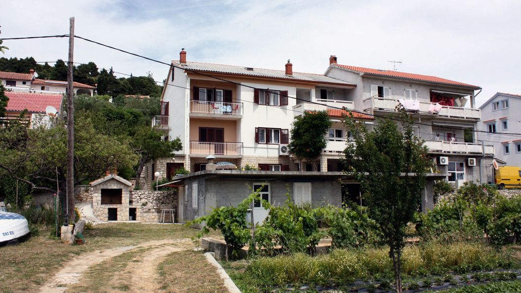 Apartmanok Parkolóhellyel Kampor, Rab - 4984 Kampor (1)
