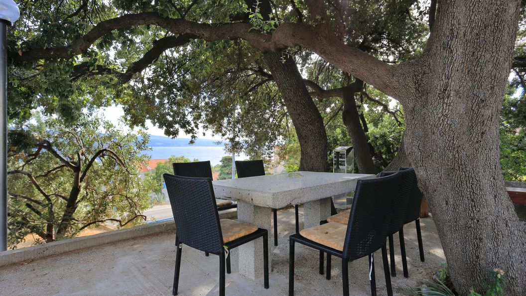 Apartmanok Parkolóhellyel Stanici, Omis - 1027 Stanići (1)