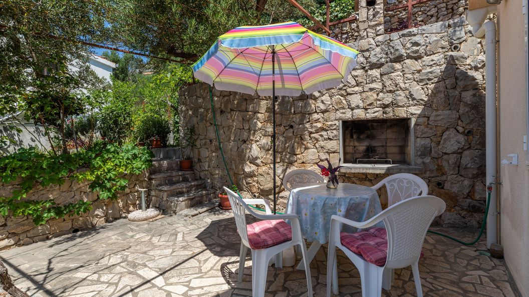 Apartmanok A Tenger Mellett Pisak, Omis - 967 Pisak (1)