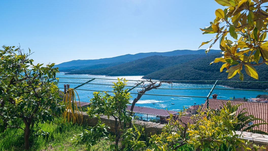 Apartmanok Parkolóhellyel Rabac, Labin - 7622 Rabac (1)