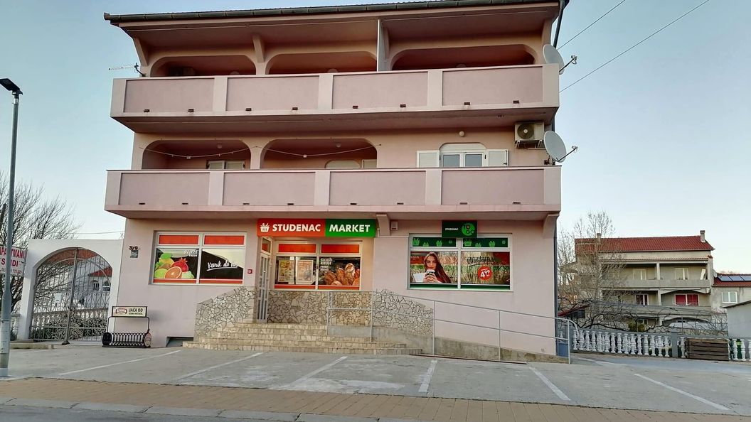 Apartmanok Parkolóhellyel Lopar, Rab - 5019 Lopar (1)