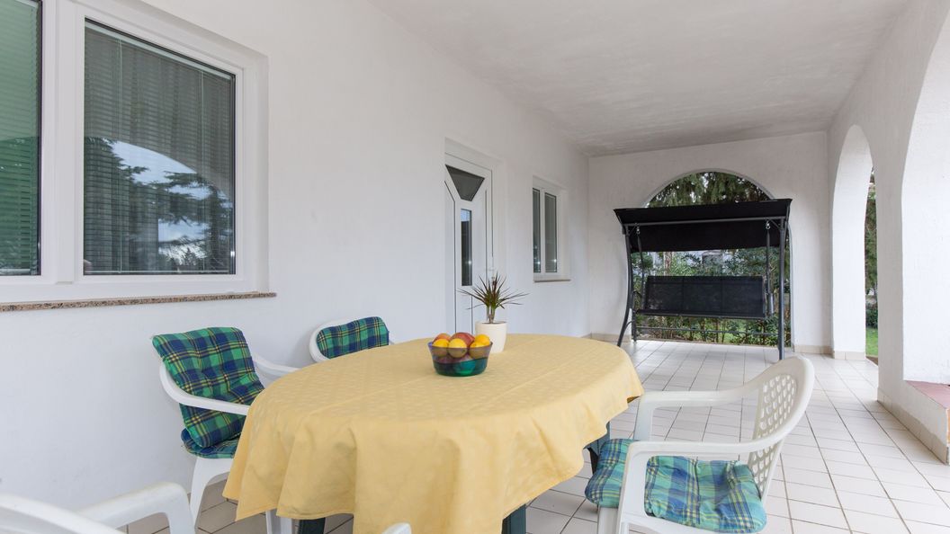 Apartmanok Parkolóhellyel Punat, Krk - 14111 Punat (1)