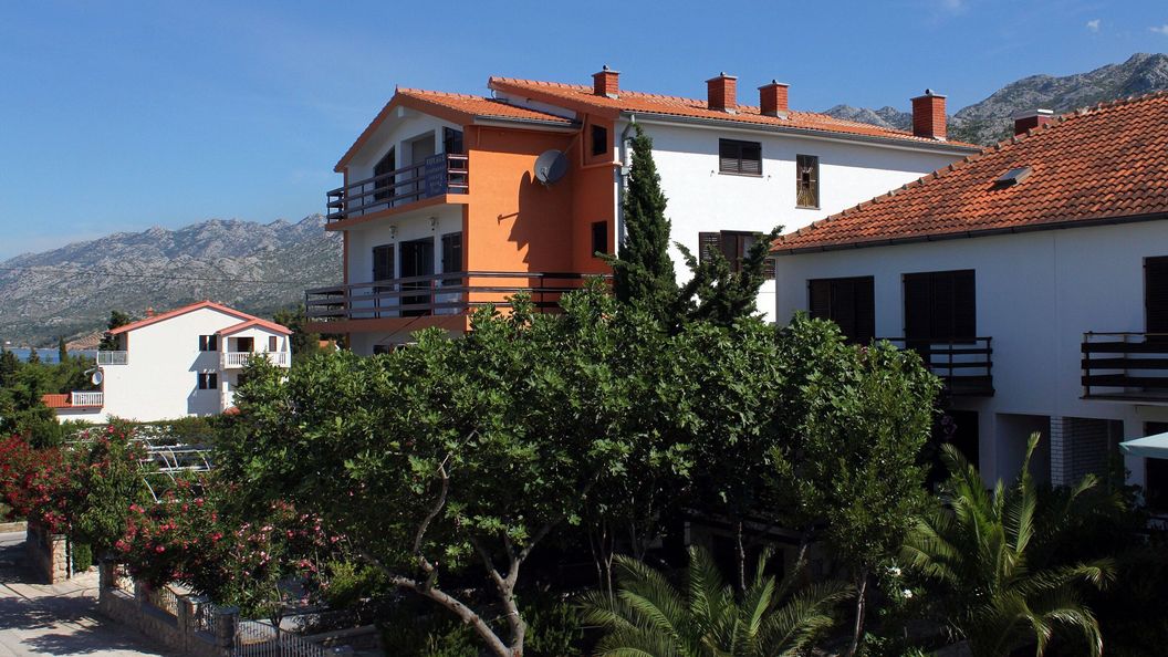 Apartmanok és Szobák A Tenger Mellett Starigrad, Paklenica - 6591 Starigrad (1)