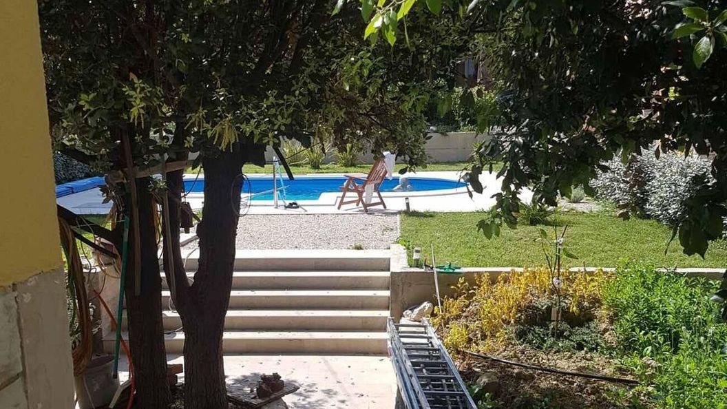 Apartmanok Családok Részére Medencével Banjol, Rab - 5007 Banjol (1)