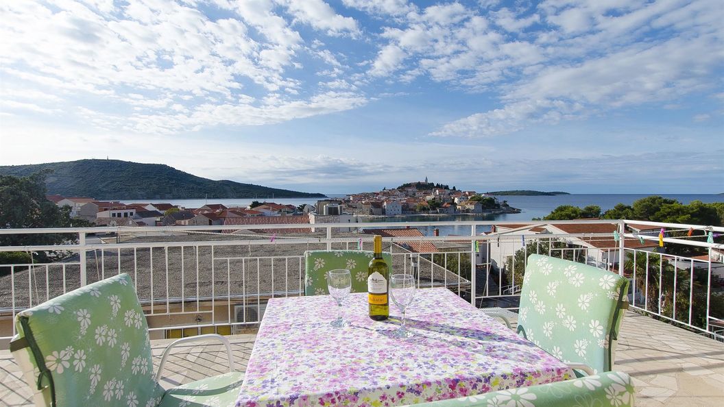 Apartment Josipa Primosten (1)