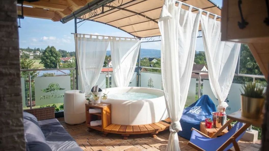 A-HOTEL TOMMY & SPA s.r.o. Náchod (1)