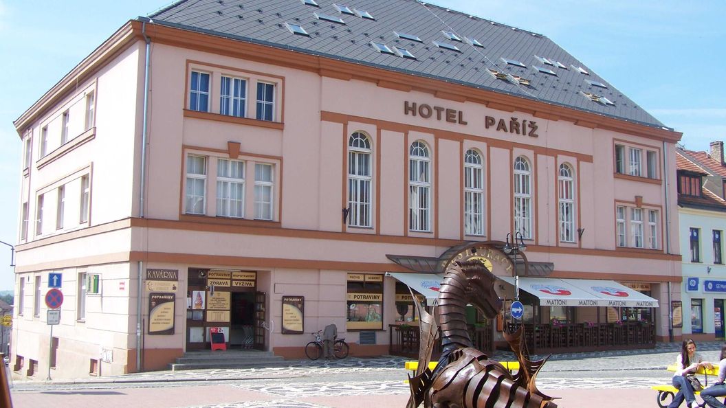Hotel Paříž Jičín (1)