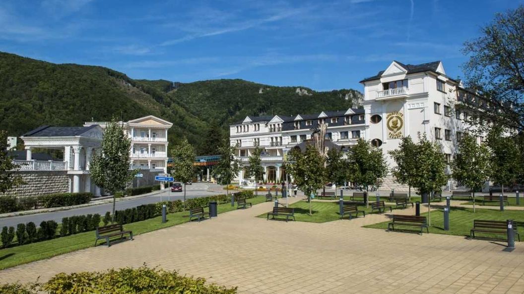 Hotel Aphrodite Palace Rajecké Teplice (1)