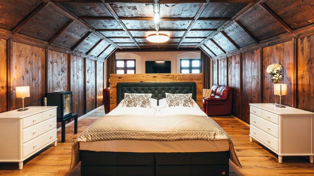 HOTEL ZLATÝ ANDĚL Český Krumlov (1)