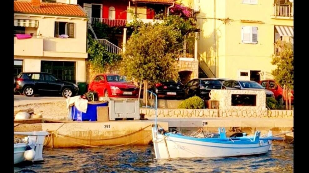 Apartments Mali Dvor No.4 Novigrad (1)