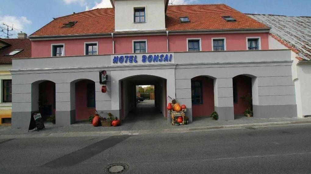 Hotel Bonsai s.r.o. Mikulov (1)