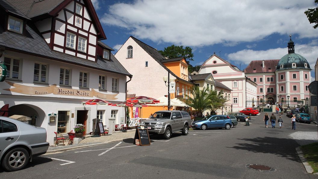 Hradní Bašta Bečov nad Teplou (1)