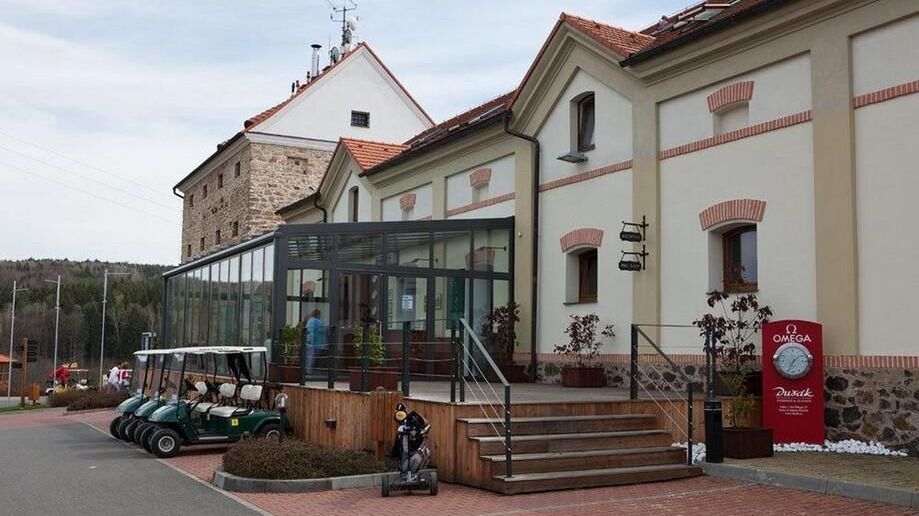 Greensgate Hotel Dýšina (1)